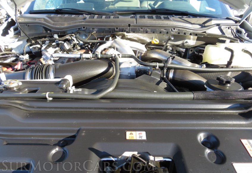 2020 Ford Super Duty F-550 DRW - Image 49