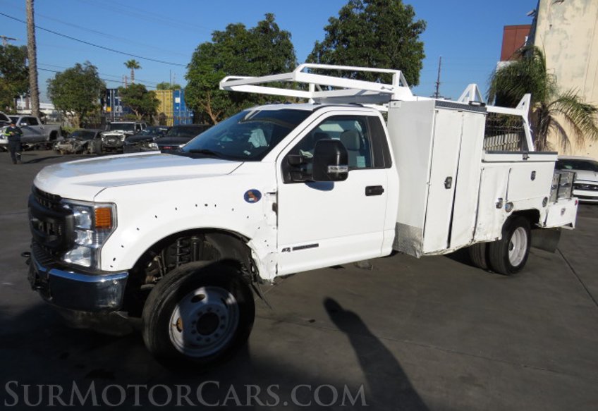 2020 Ford Super Duty F-550 DRW - Image 2