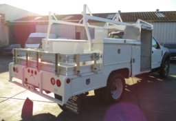 2020 Ford Super Duty F-550 DRW - Image 9