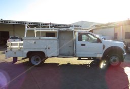 2020 Ford Super Duty F-550 DRW - Image 6