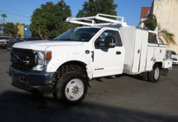 2020 Ford Super Duty F-550 DRW - Image 4