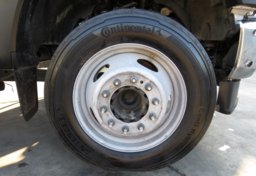 2020 Ford Super Duty F-550 DRW - Image 11