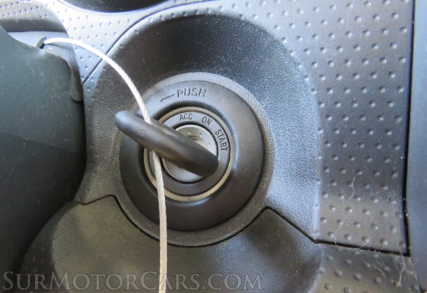 2012 Toyota FJ Cruiser - Image 38