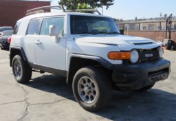 2012 Toyota FJ Cruiser - Image 3