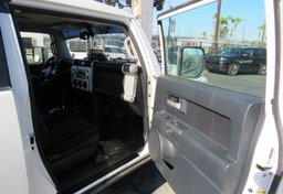 2012 Toyota FJ Cruiser - Image 20