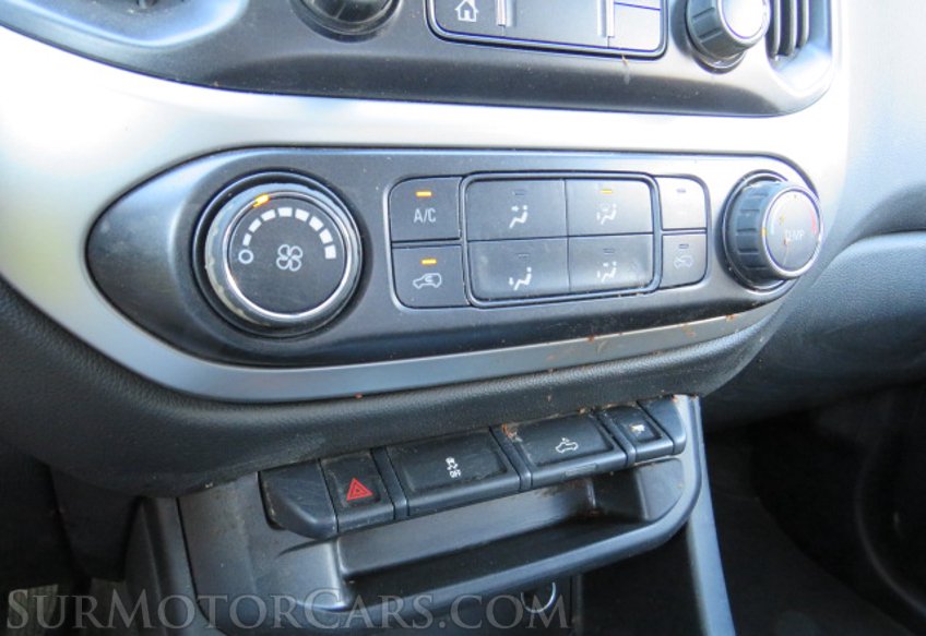 2020 Chevrolet Colorado - Image 36