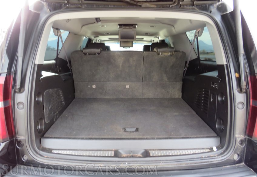 2015 Chevrolet Suburban - Image 31