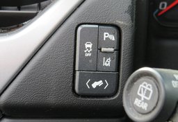 2015 Chevrolet Suburban - Image 40