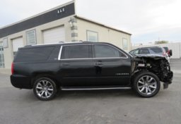 2015 Chevrolet Suburban - Image 9