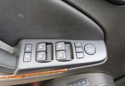 2015 Chevrolet Suburban - Image 54