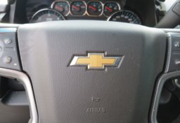 2015 Chevrolet Suburban - Image 32