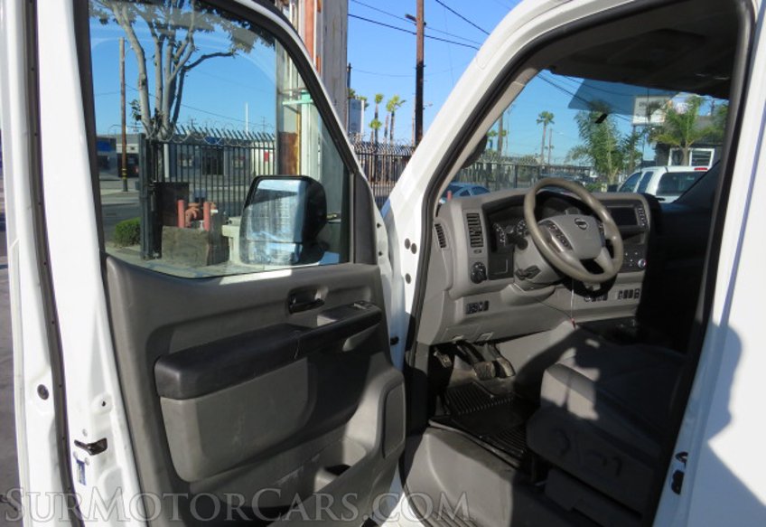2017 Nissan NV Cargo - Image 19