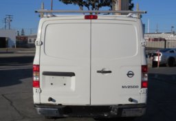 2017 Nissan NV Cargo - Image 12