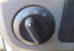 2017 Nissan NV Cargo - Image 39