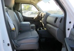 2017 Nissan NV Cargo - Image 21