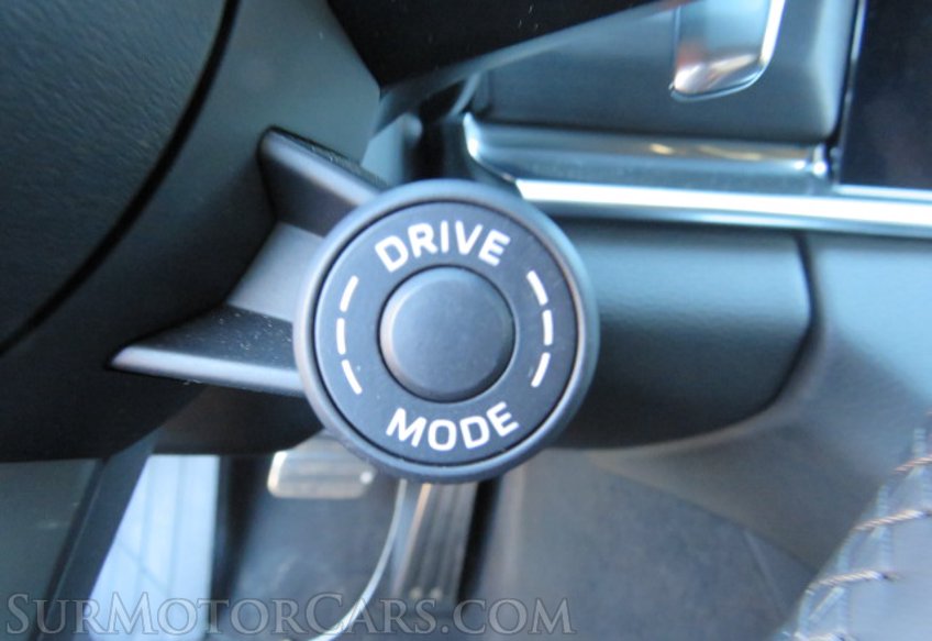 2022 Porsche Panamera - Image 35