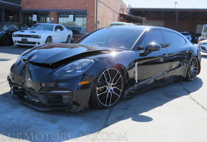 2022 Porsche Panamera - Image 3