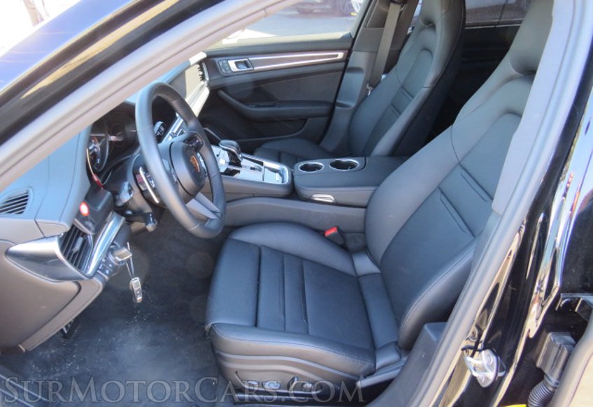 2022 Porsche Panamera - Image 23