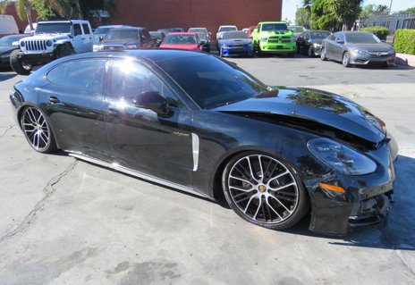 2022 Porsche Panamera