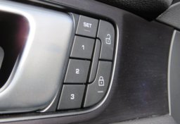 2022 Porsche Panamera - Image 43