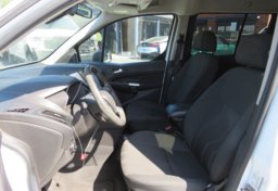 2018 Ford Transit Connect Wagon - Image 19