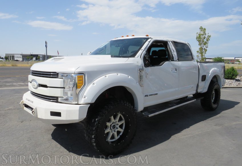 2017 Ford Super Duty F-250 SRW - Image 4