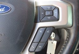 2017 Ford Super Duty F-250 SRW - Image 35