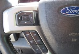 2017 Ford Super Duty F-250 SRW - Image 36