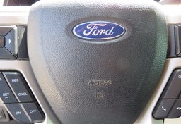 2017 Ford Super Duty F-250 SRW - Image 34