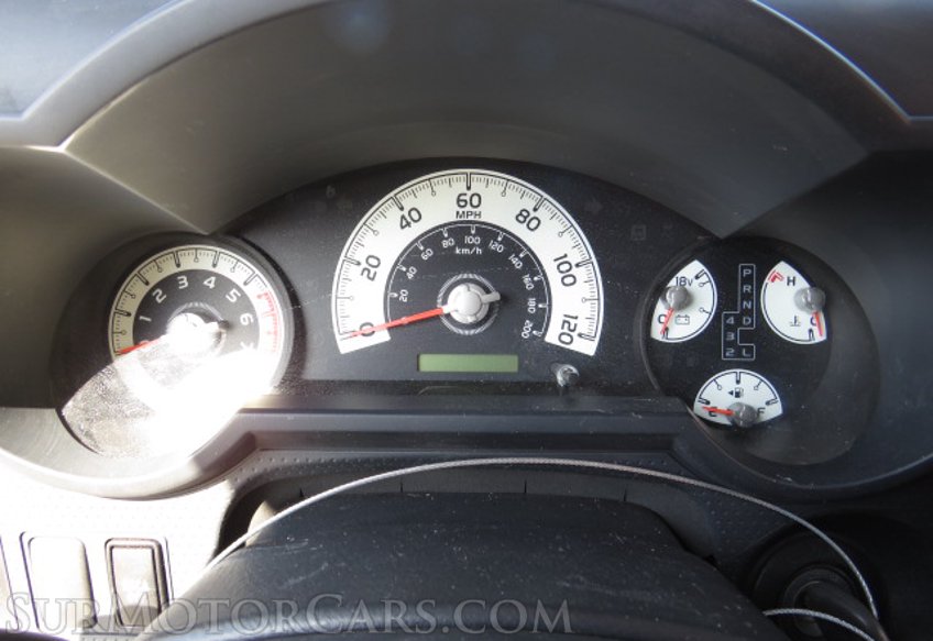 2012 Toyota FJ Cruiser - Image 27