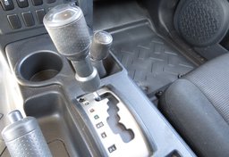 2012 Toyota FJ Cruiser - Image 39