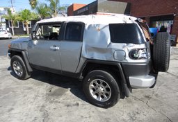 2012 Toyota FJ Cruiser - Image 6