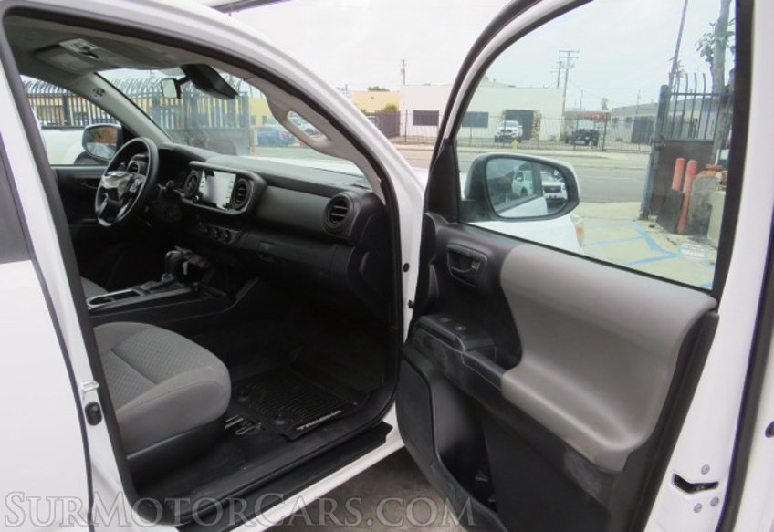 2021 Toyota Tacoma - Image 18