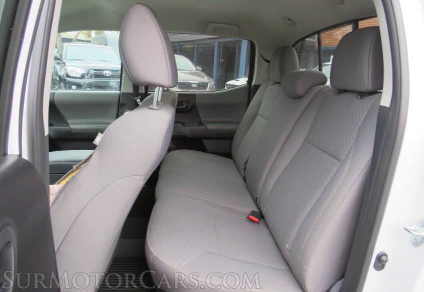 2021 Toyota Tacoma - Image 25