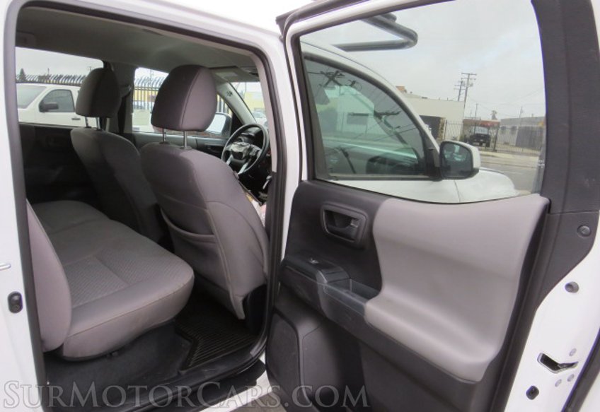 2021 Toyota Tacoma - Image 20