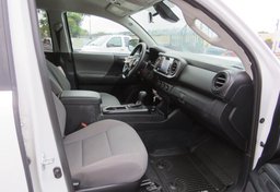 2021 Toyota Tacoma - Image 22