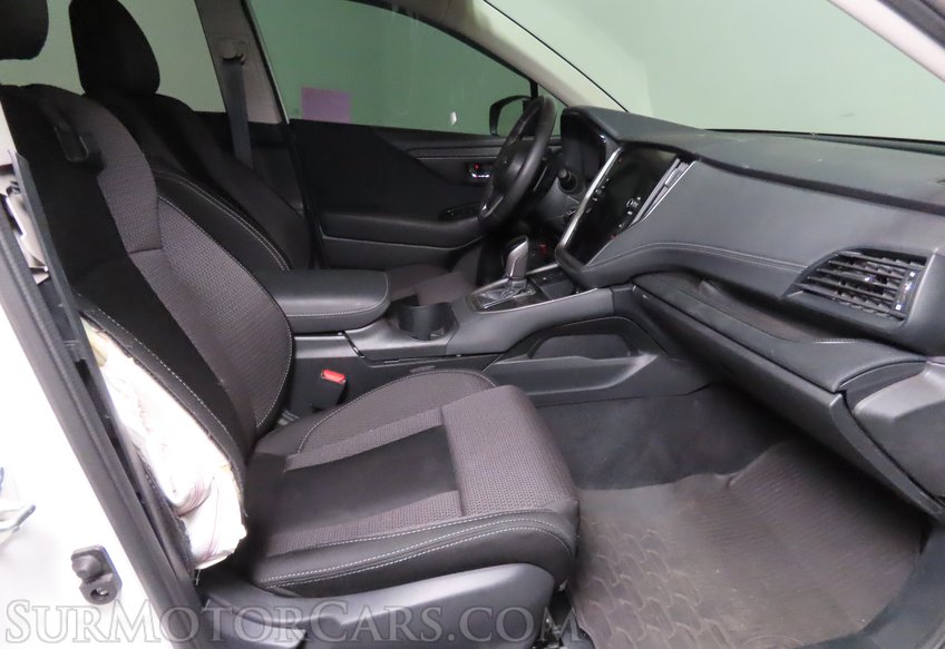 2025 Subaru Outback Premium - Image 26