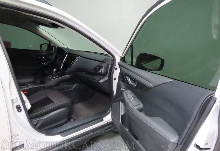 2025 Subaru Outback Premium - Image 22