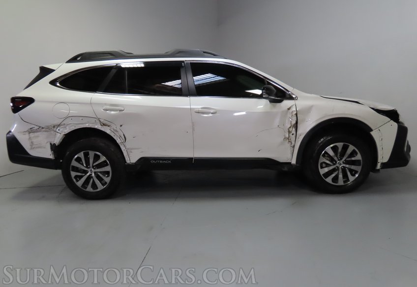 2025 Subaru Outback Premium - Image 5