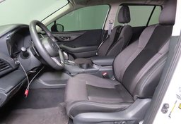 2025 Subaru Outback Premium - Image 29