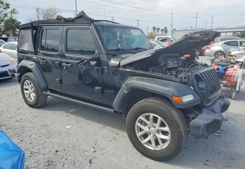 2023 Jeep Wrangler Sport S's photo