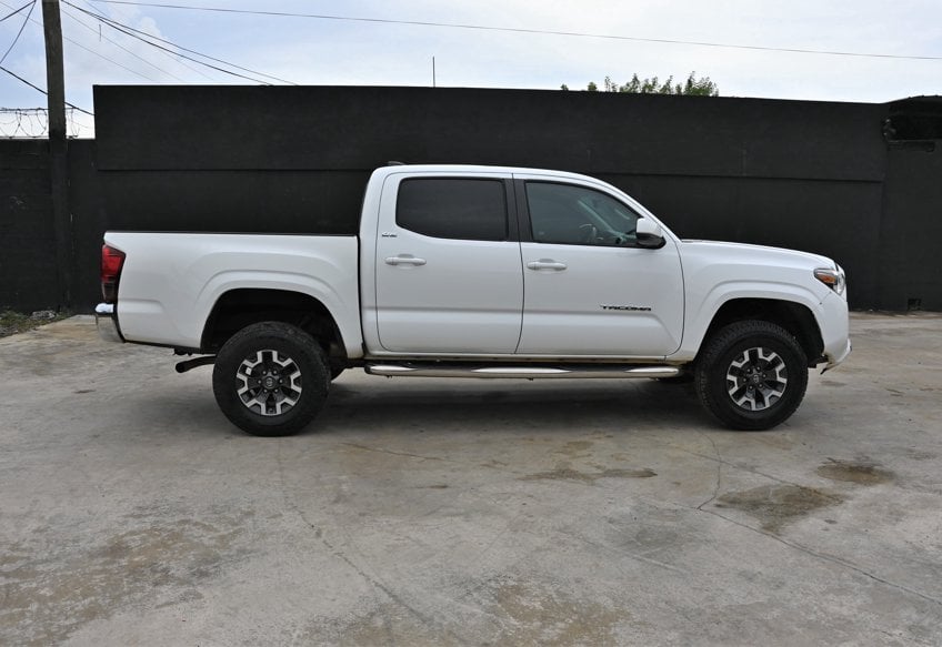 2020 Toyota Tacoma SR5 - Photo 6