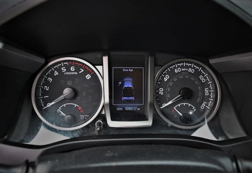 2020 Toyota Tacoma SR5 - Photo 32