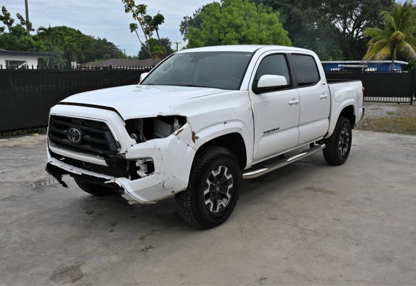 2020 Toyota Tacoma SR5 - Photo 19