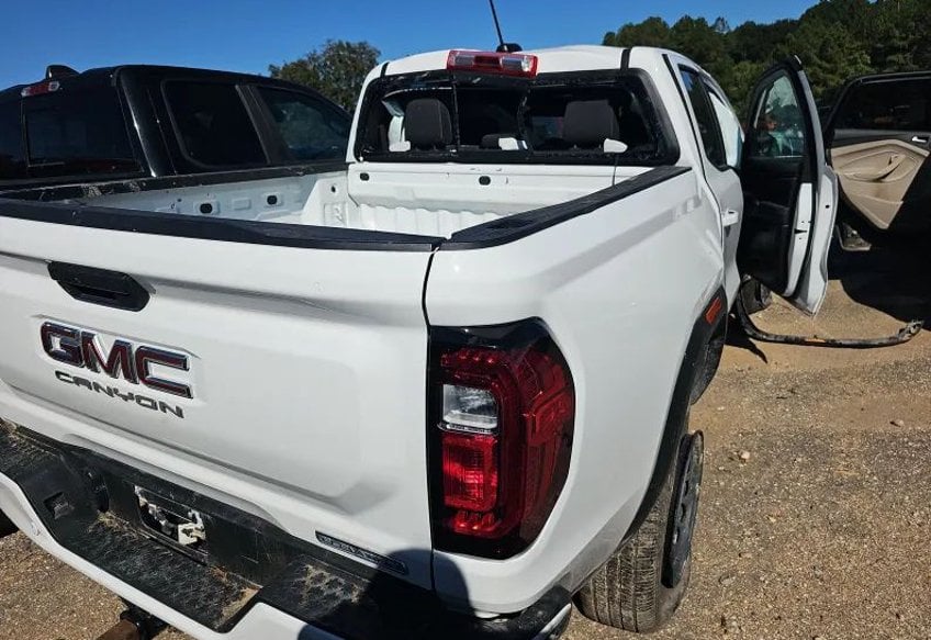 2026 GMC Canyon
