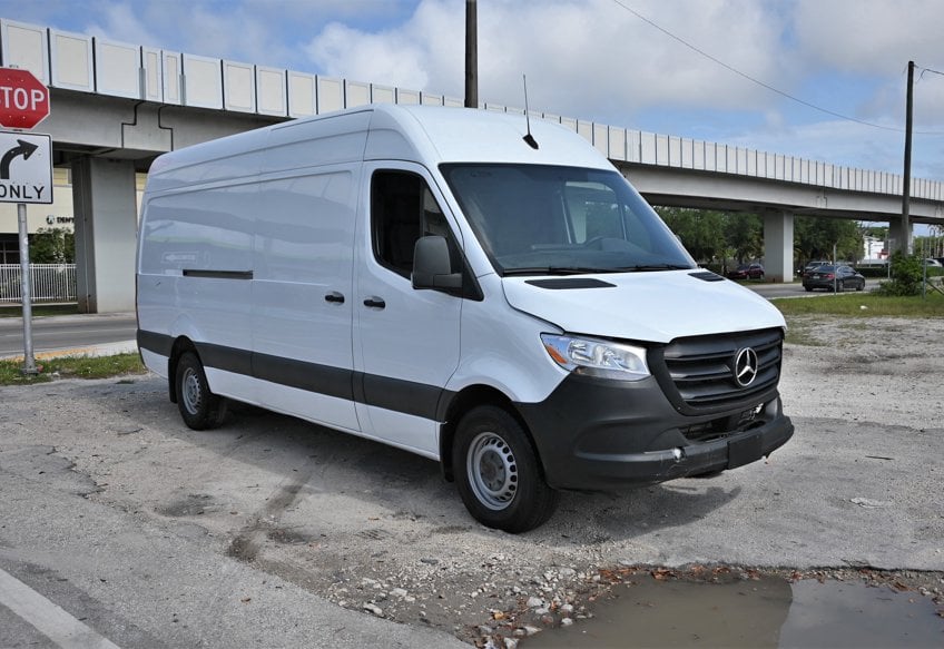 2021 Mercedes-Benz Sprinter Cargo Van Base