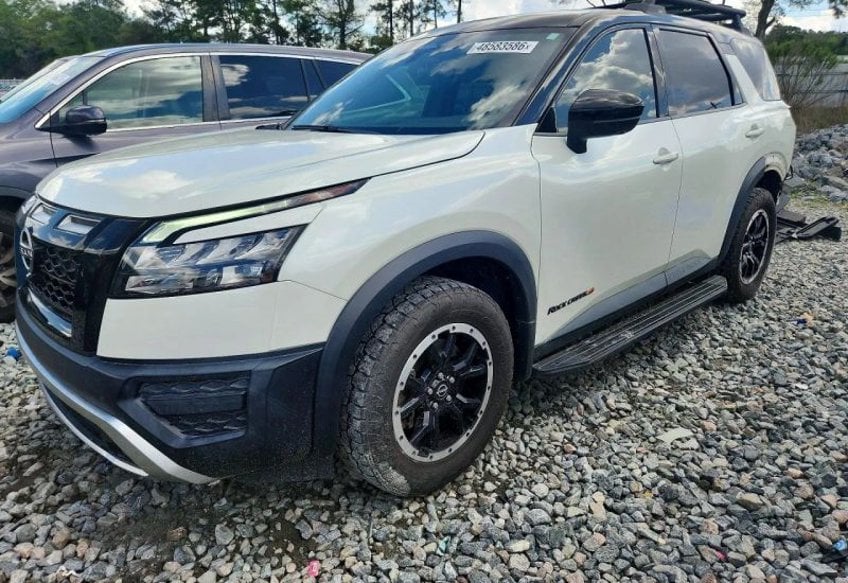 2023 Nissan Pathfinder Rock Creek 4WD's photo