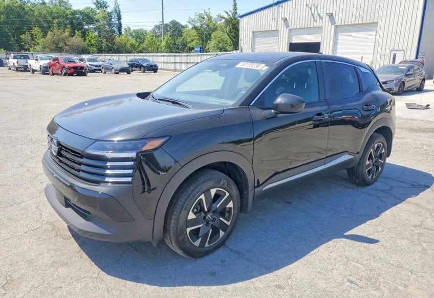 2025 Nissan Kicks 2.0 SV AWD's photo