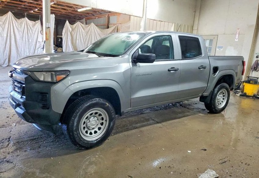 2025 Chevrolet Colorado 2WD Work Truck Crew Cab Short Box's photo