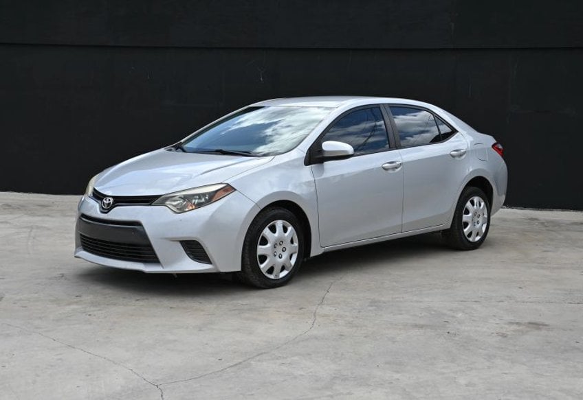 2015 Toyota Corolla LE AT's photo